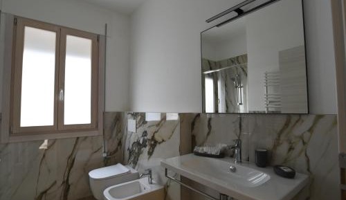 Large Double or Twin Room