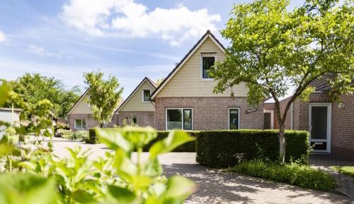 Three-Bedroom Holiday Home 
