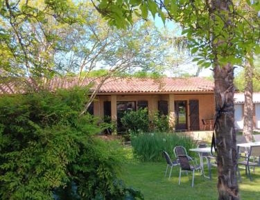 Queen Room with Garden View