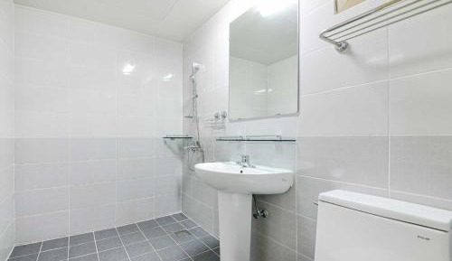 Double Room with Sea View 4