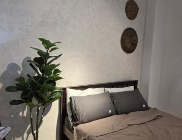 Deluxe Double Room (2 Adults + 1 Child)
