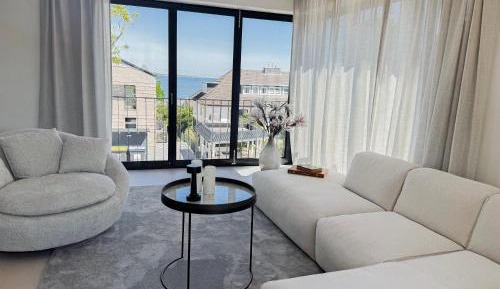 Two-Bedroom Deluxe Apartment with Ocean View