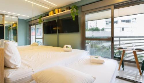 Standard Triple Studio