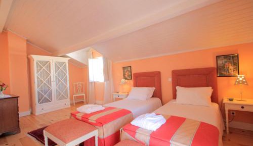 One-Bedroom Apartment (2 Adults)