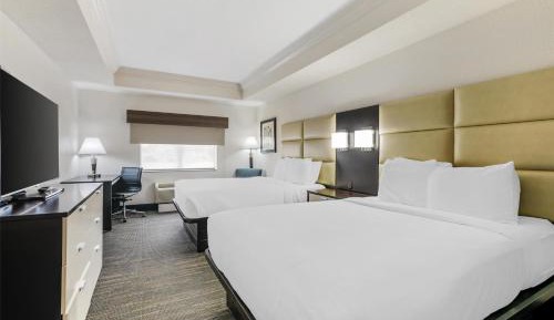 Queen Room with Two Queen Beds - Disability Access - Non Smoking