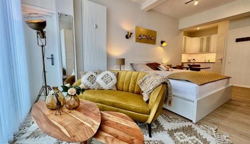 Studio Apartment with One Double Bed