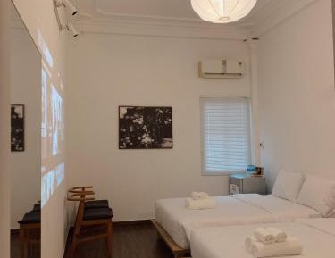 Quadruple Room with Private Bathroom