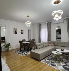 One-Bedroom Deluxe Apartment