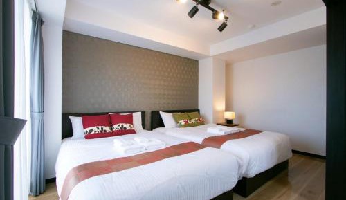 Deluxe One-Bedroom Apartment