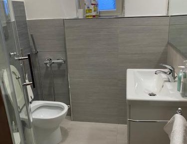 Twin Room with Shared Toilet