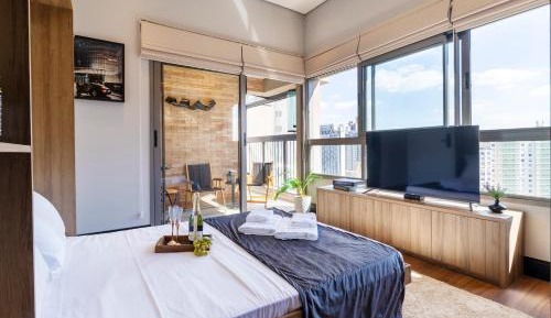 Apartment with Balcony