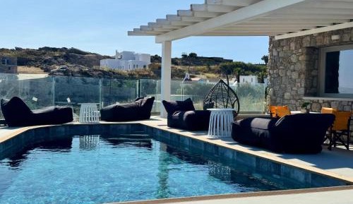Two-Bedroom Apartment with Sea View & Private Pool