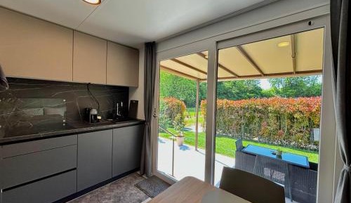 Mobile Home with Hot Tub
