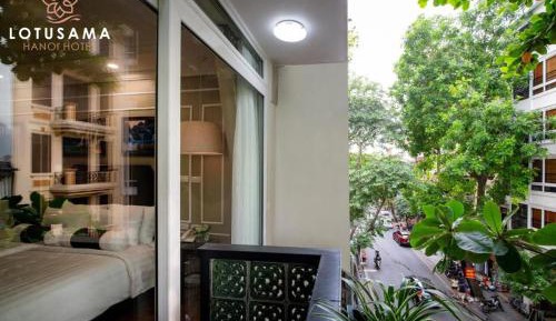 Junior Suite with Balcony