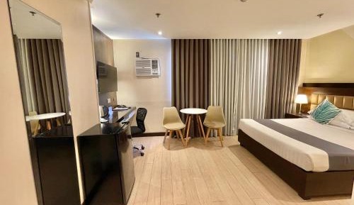 Queen Room