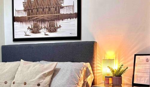 One-Bedroom Apartment with Pool View