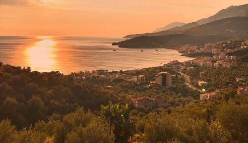 Standard Triple Room with Sea View