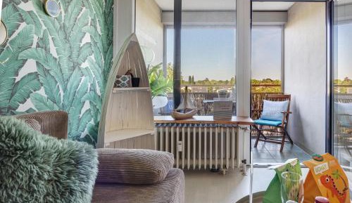 Superior One-Bedroom Apartment with Balcony
