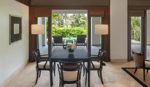  Manor Pool Suite, Plunge Pool