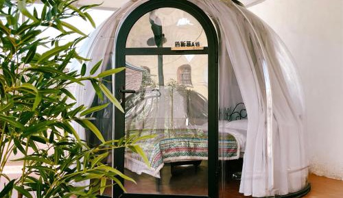 Double Room with Shared Bathroom