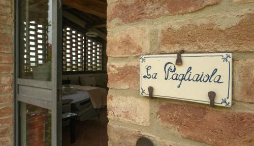 One-Bedroom Apartment with Garden