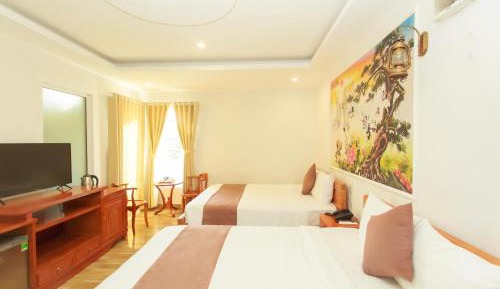 Deluxe Family Room