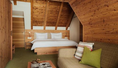 Double Room with Lake View