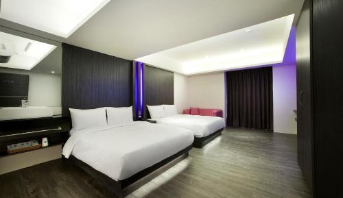 Deluxe Quadruple Room