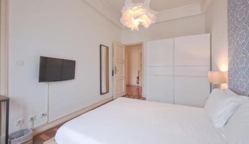 Standard Double Room with Shared Bathroom