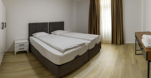 Luxury Two-Bedroom Apartment