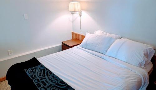 Queen Suite with Sea View