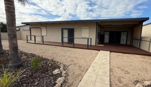 Four-Bedroom Holiday Home