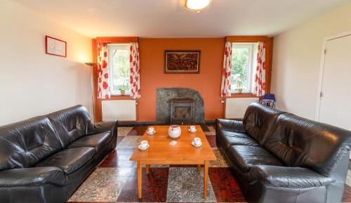 Twelve-Bedroom Holiday Home