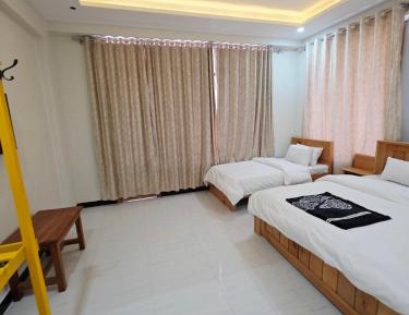 Deluxe Triple Room with Sea View