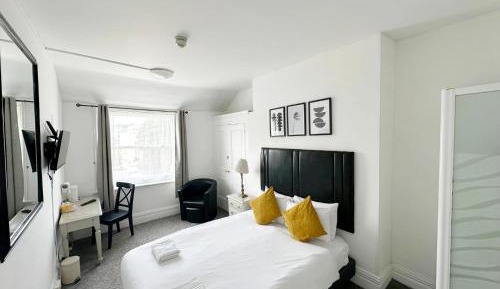 Double Room with Shower