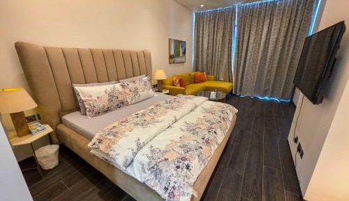 Studio Apartment with Sea View