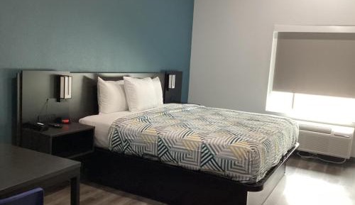 King Room - Non-Smoking