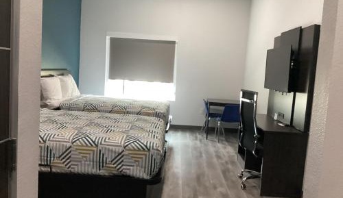 Queen Room with Two Queen Beds - Non-Smoking