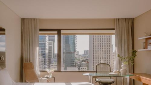 Classic King Room - High Floor