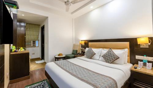 Deluxe Double or Twin Room