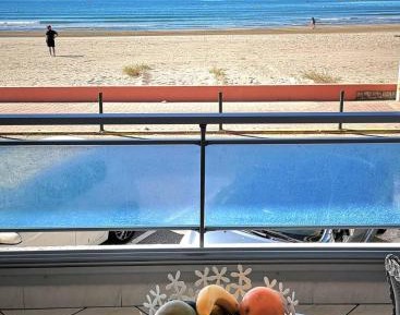 One-Bedroom Apartment with Sea View