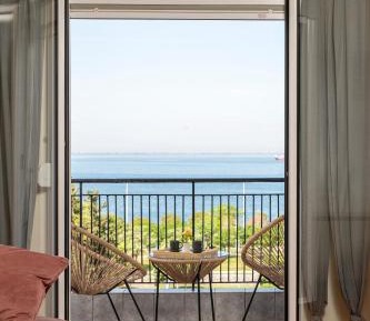 Five-Bedroom Apartment