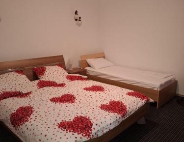 Triple Room with Private Bathroom