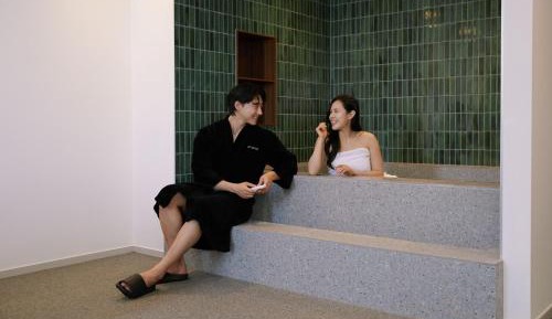 Signature Spa Twin Room with Styler & Movie (Wave)