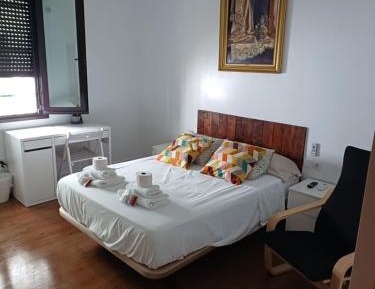 Double Room with Shared Bathroom