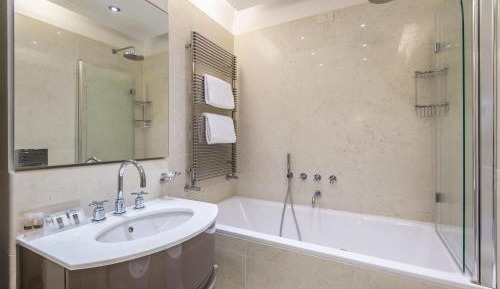 Superior Apartment with Canal view