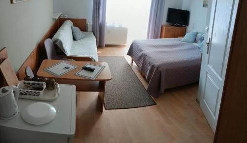 Triple Room with Private Bathroom