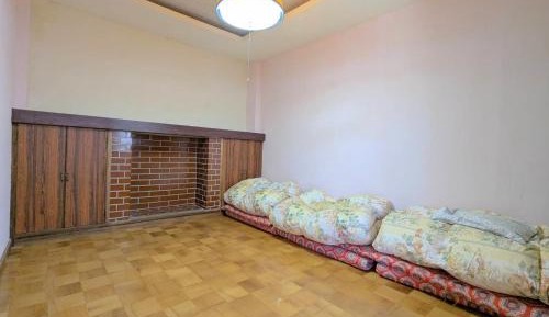 Economy Triple Room with Shared Bathroom