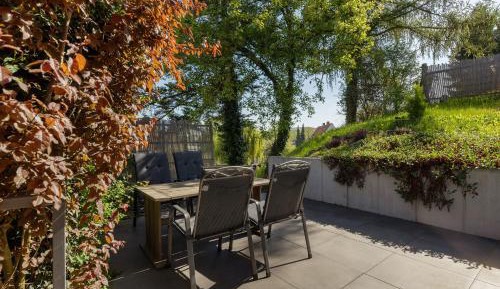 Superior One-Bedroom Apartment