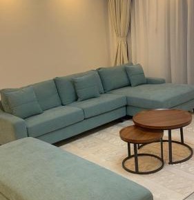 Four-Bedroom Apartment with Balcony 